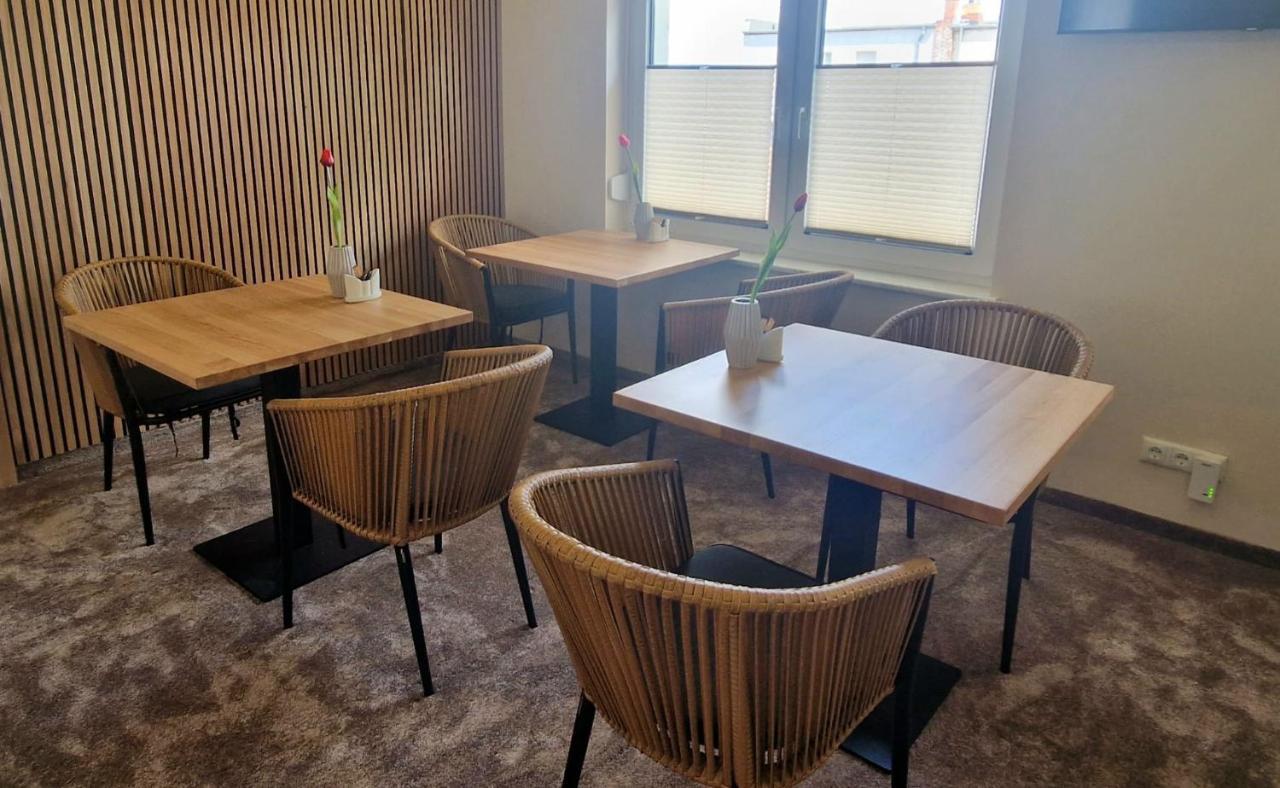 Hotel Rhin Inn Fehrbellin Kültér fotó