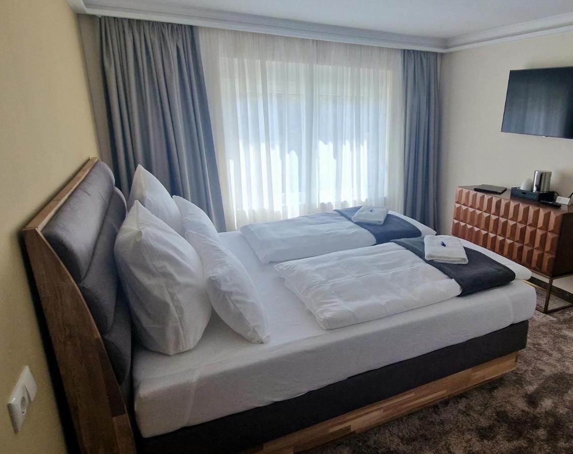 Hotel Rhin Inn Fehrbellin Kültér fotó